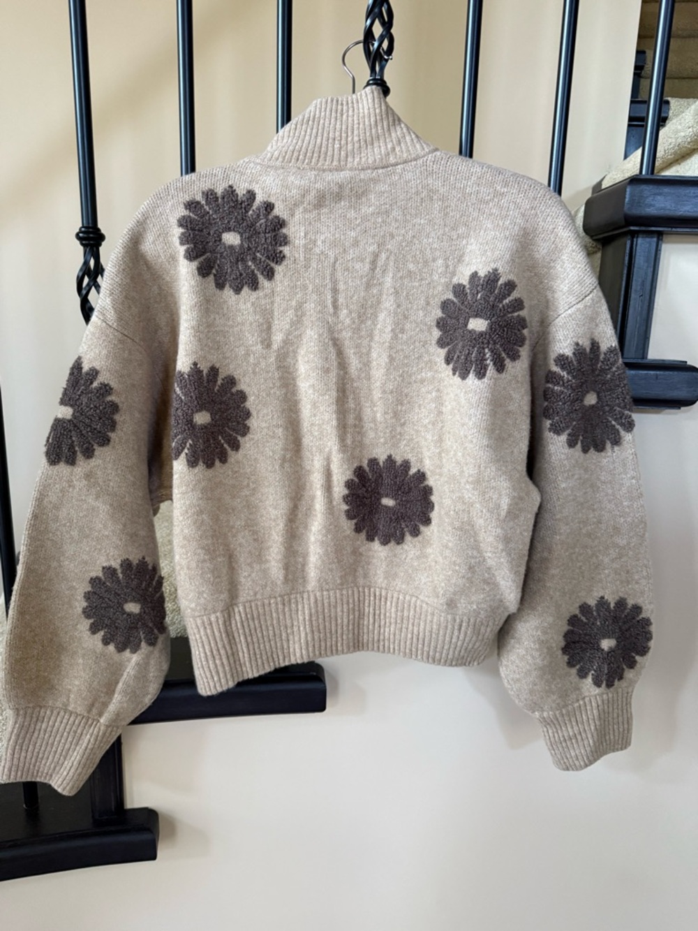 Sandro floral-appliqué zip-up cardigan - Picture 7 of 8